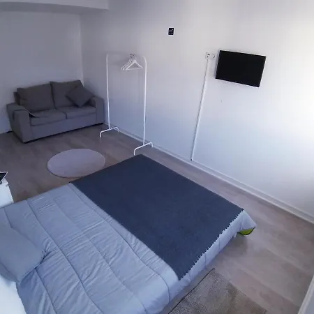 Theorynomad Al Albergue